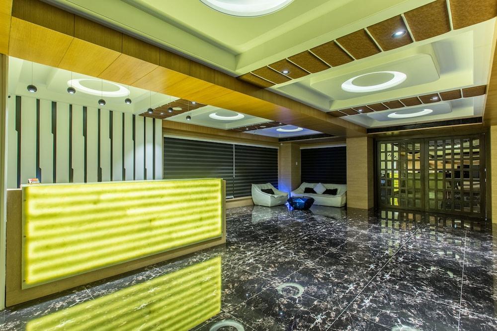Hotel Abika Elite Ujjain Extérieur photo