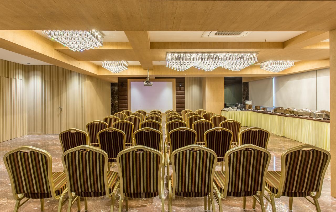 Hotel Abika Elite Ujjain Extérieur photo