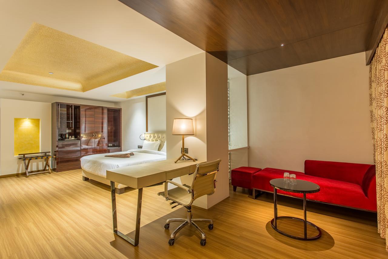 Hotel Abika Elite Ujjain Extérieur photo
